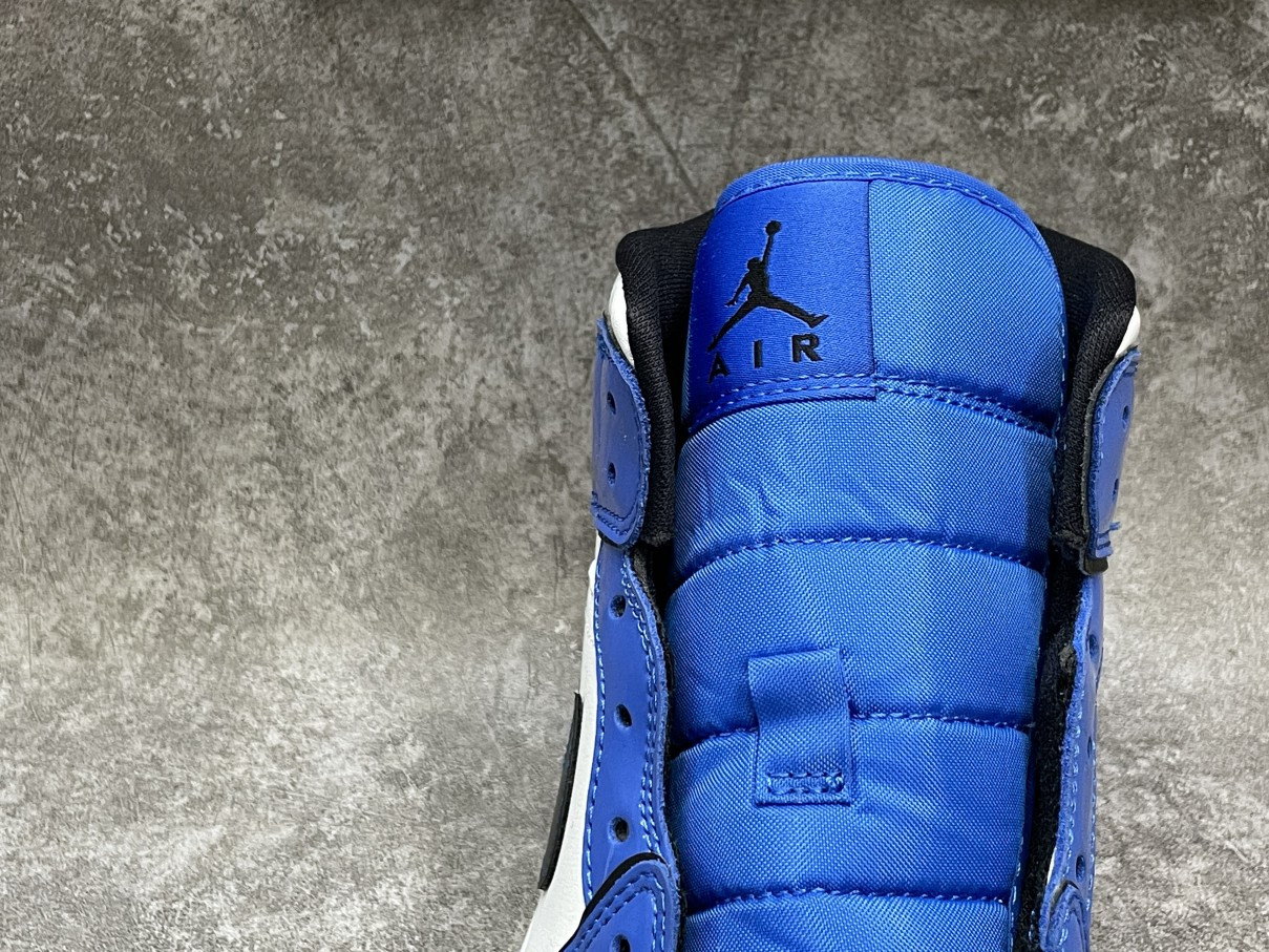 Air Jordan 1 Mid Signal Blue