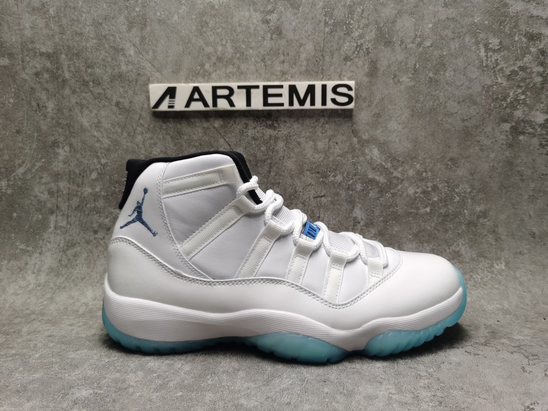 Air Jordan 11 Retro Legend Blue