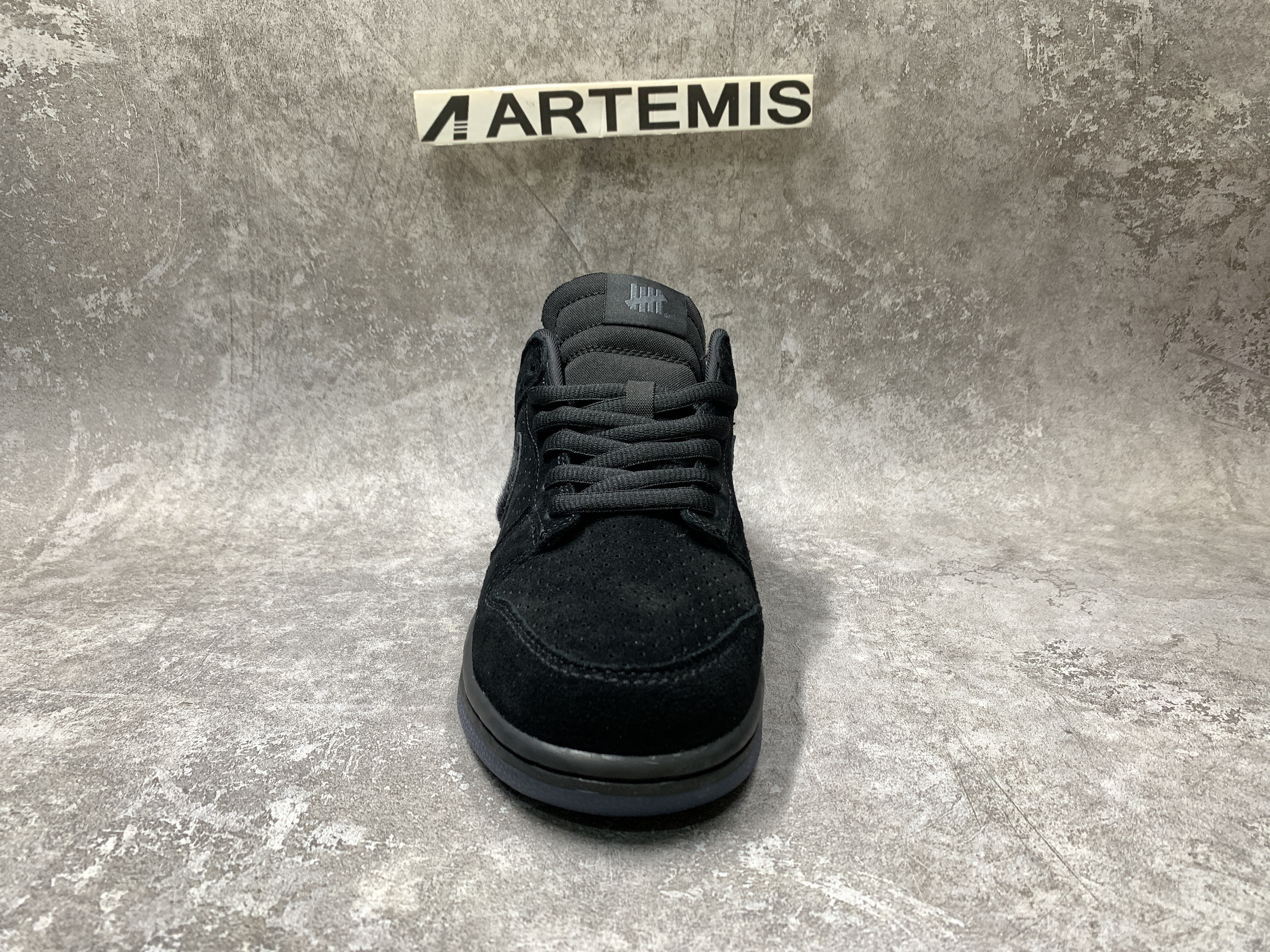 Nike Dunk Low SP UNDEFEATED Black Dunk vs. AF1 Pack