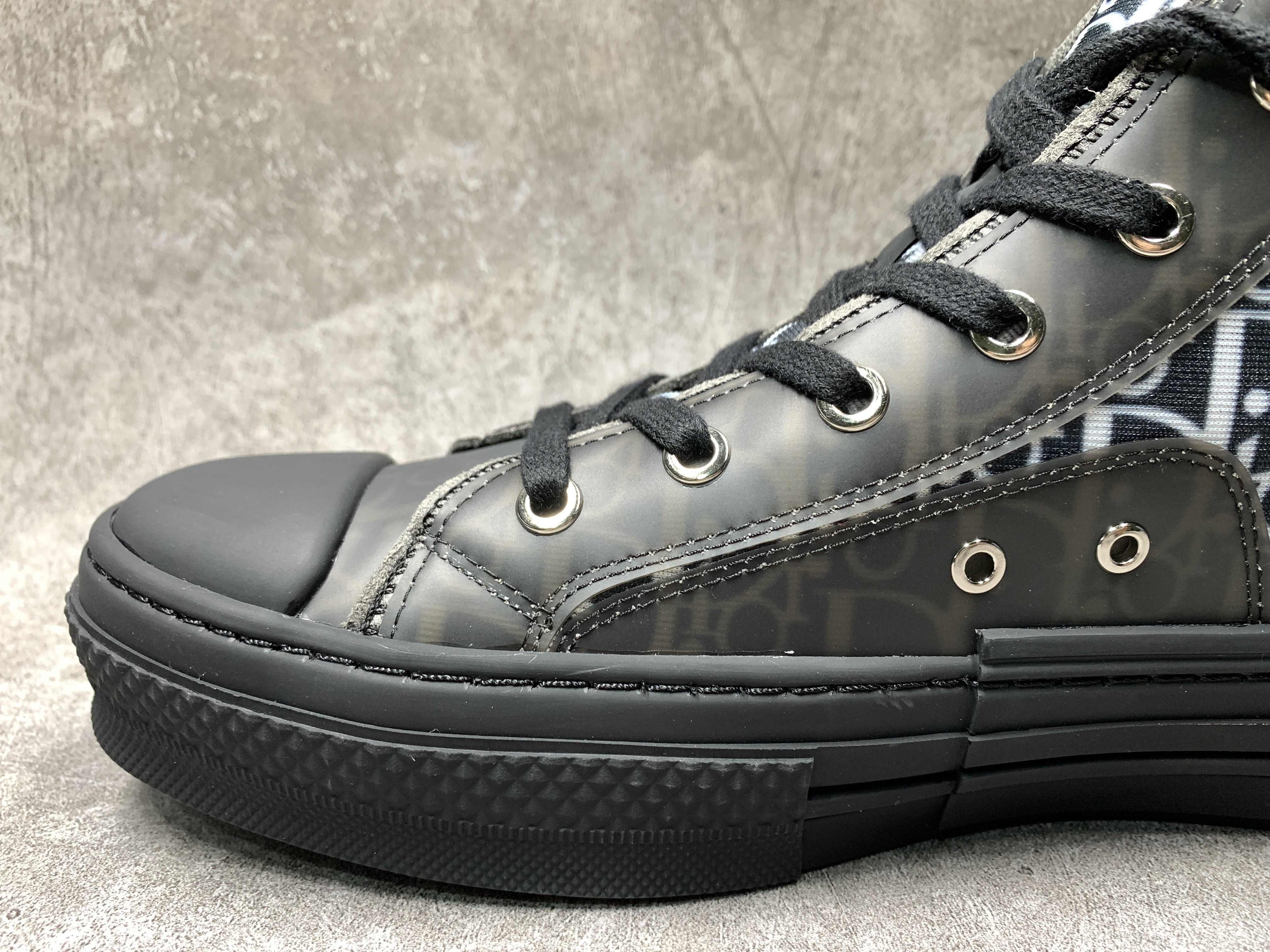 D*0r B23 High Blue Black