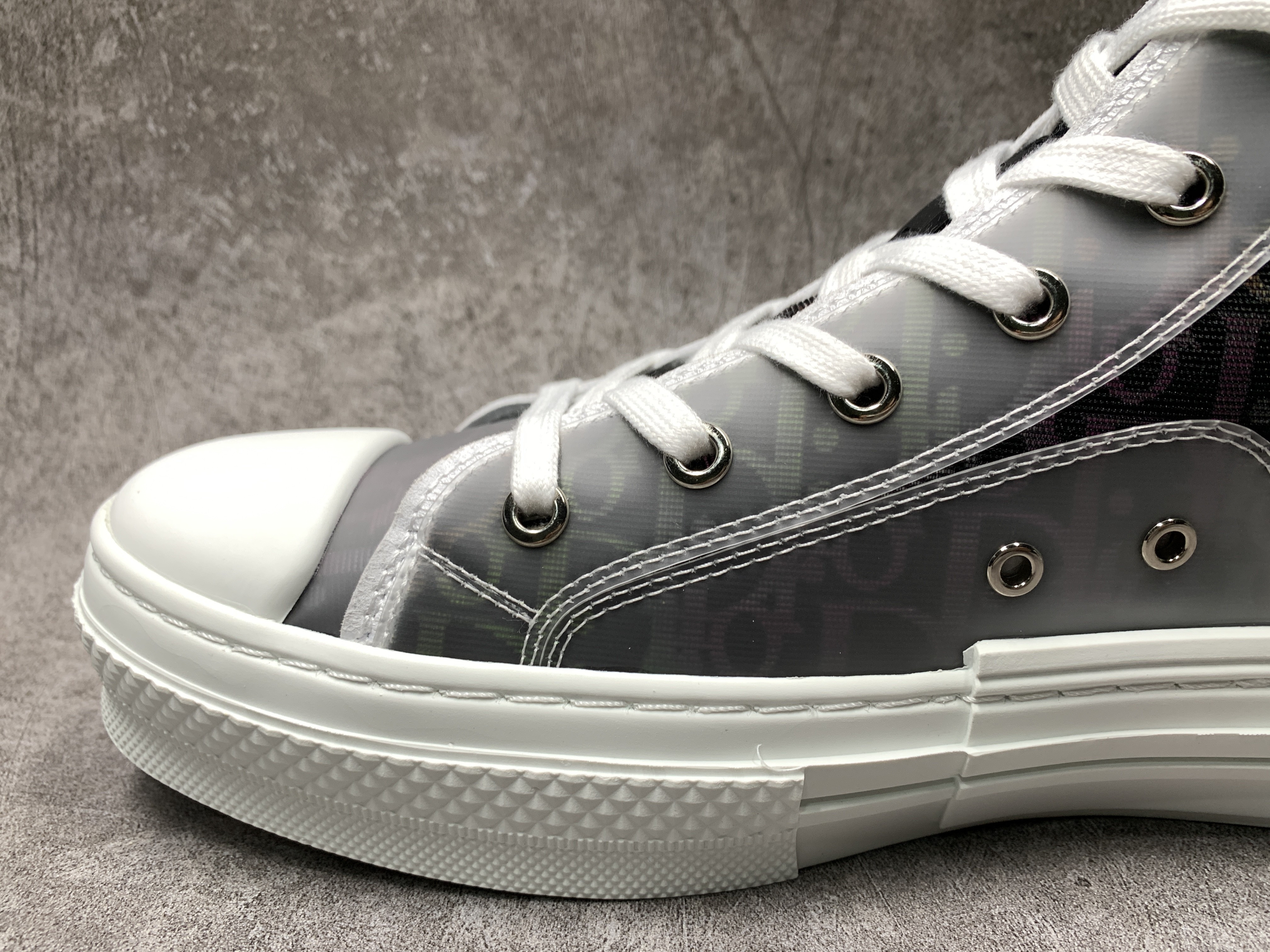 D*0r B23 High Grey Leopard