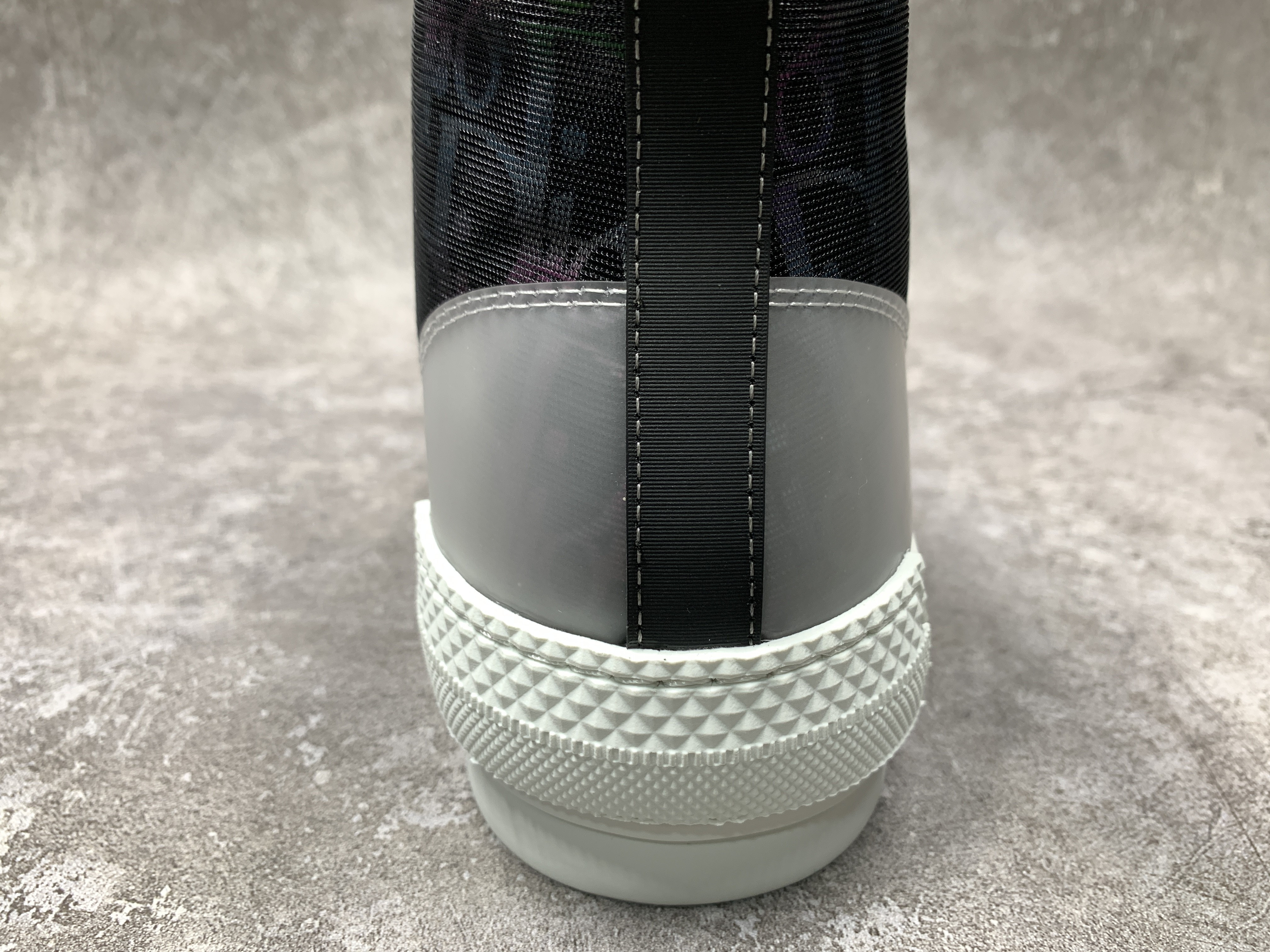 D*0r B23 High Grey Leopard