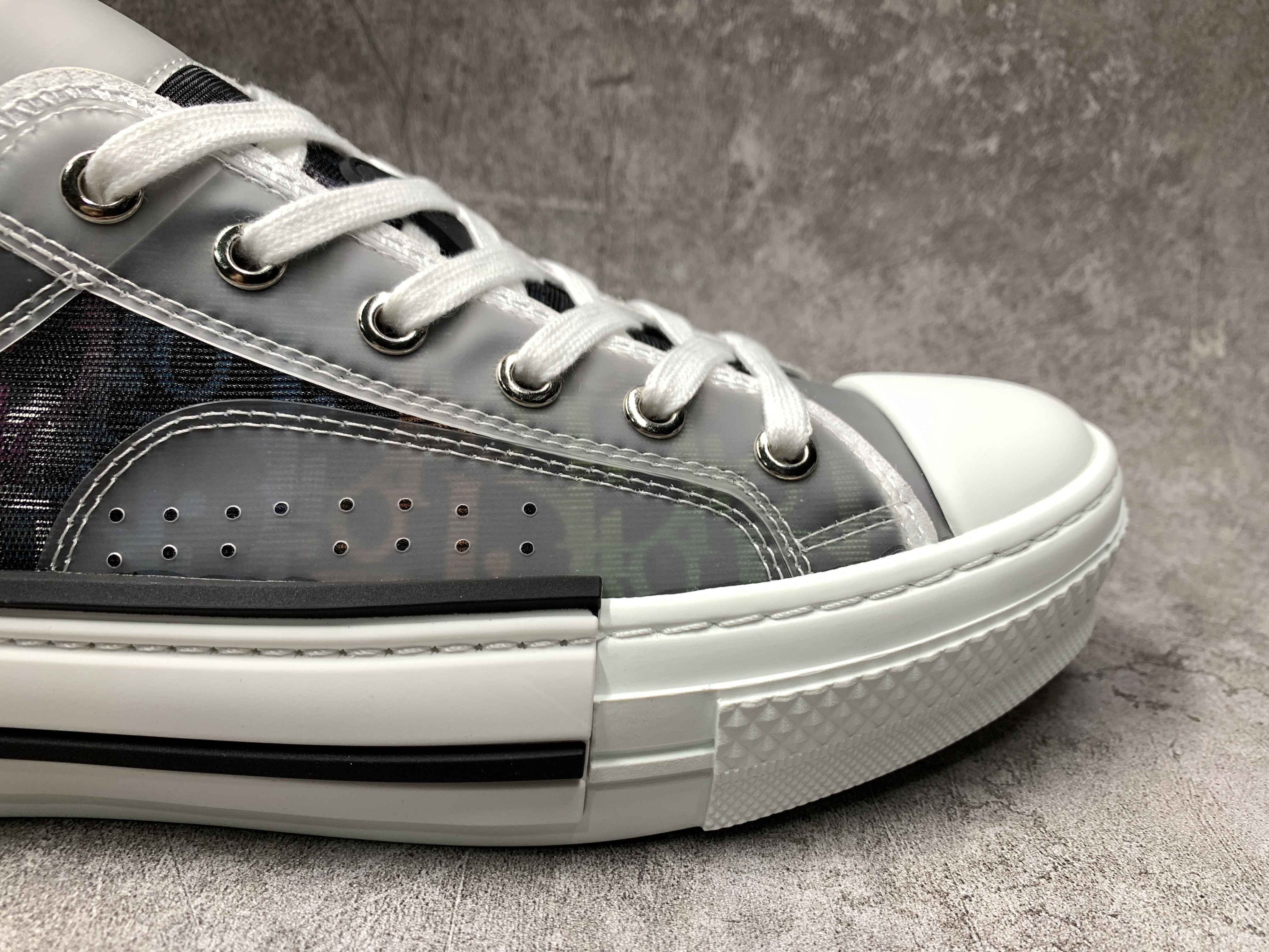 D*0r B23 Low Blue Black