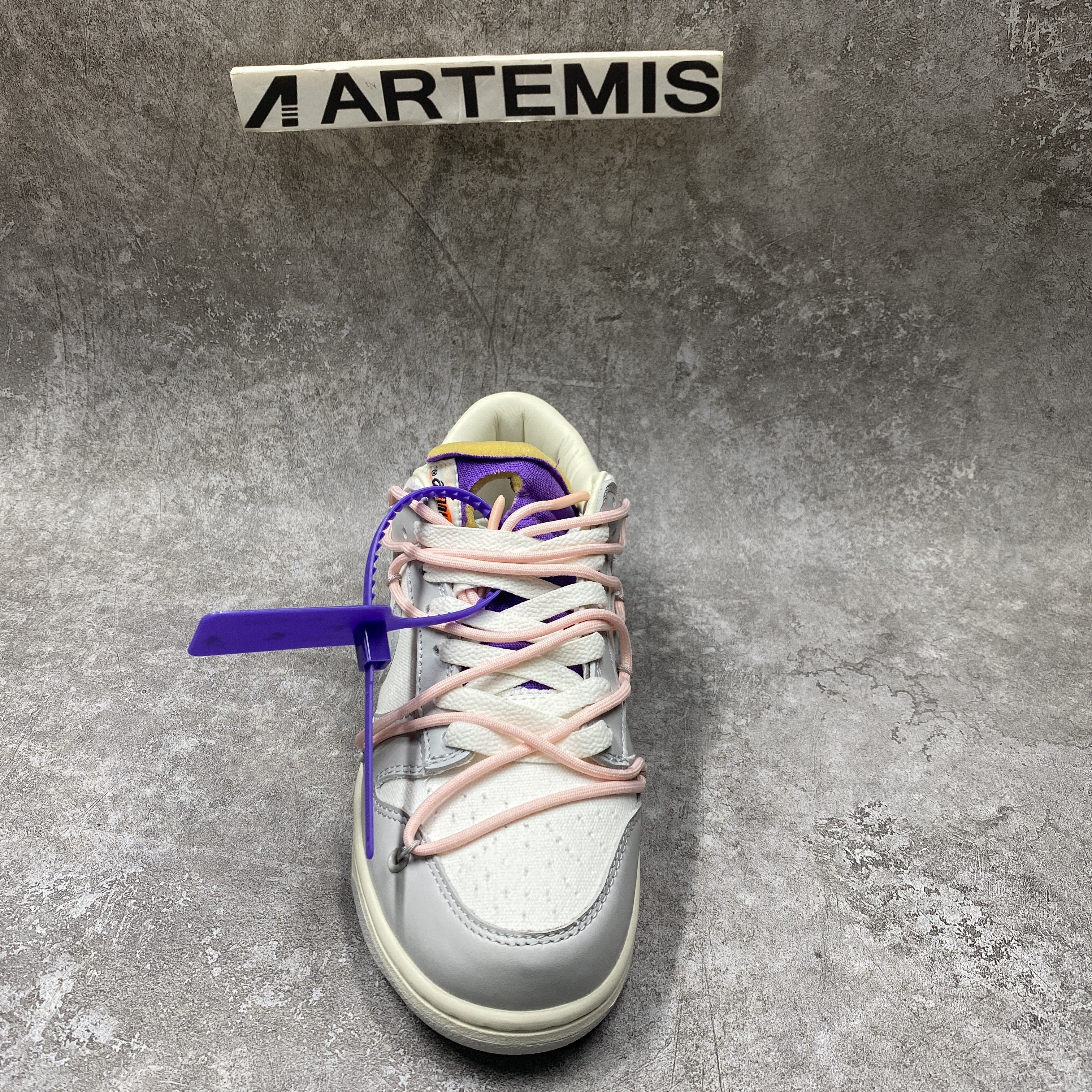 Nike Dunk Low Off-White Lot 24