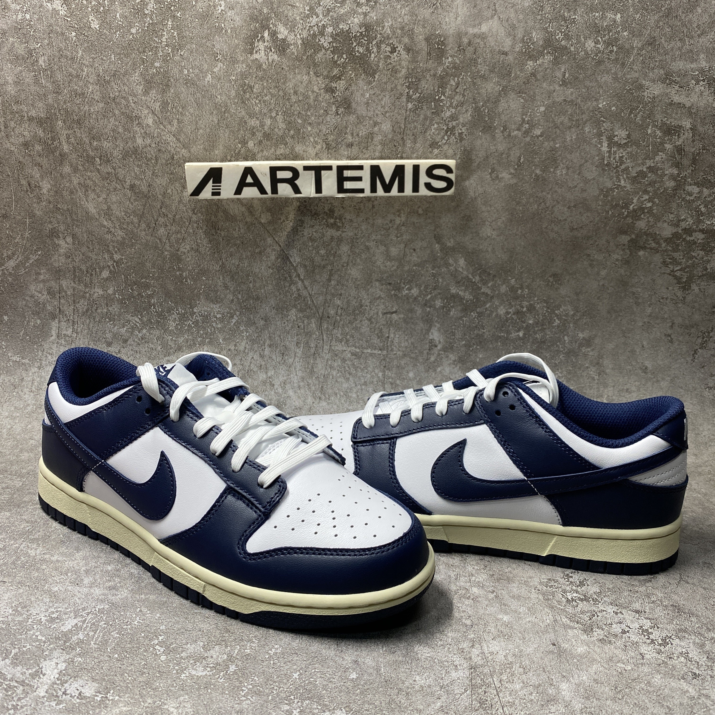 Nike Dunk Low Vintage Navy