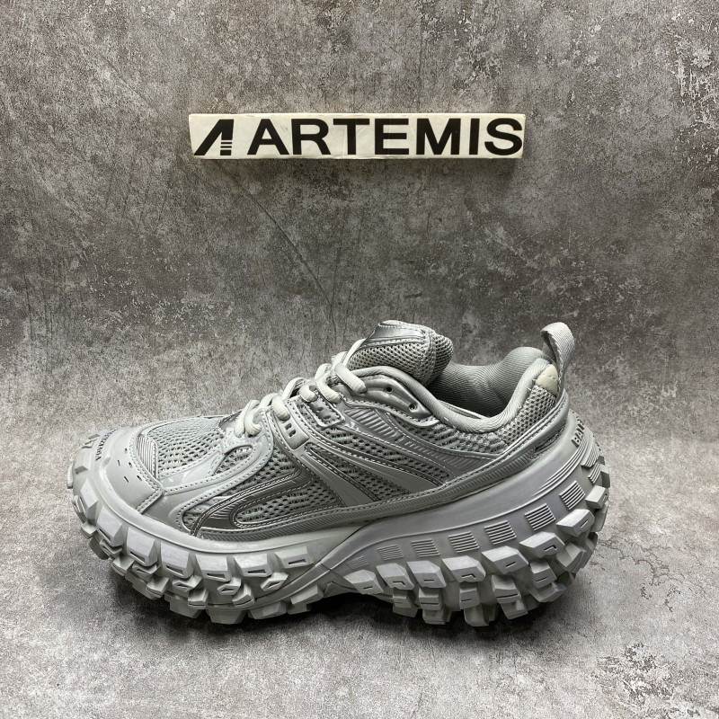 Balenciga Defender Grey