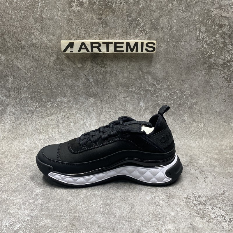 Ch*el Low Top Trainer Velvet Black