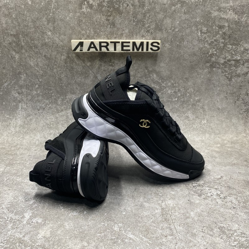 Ch*el Low Top Trainer Velvet Black