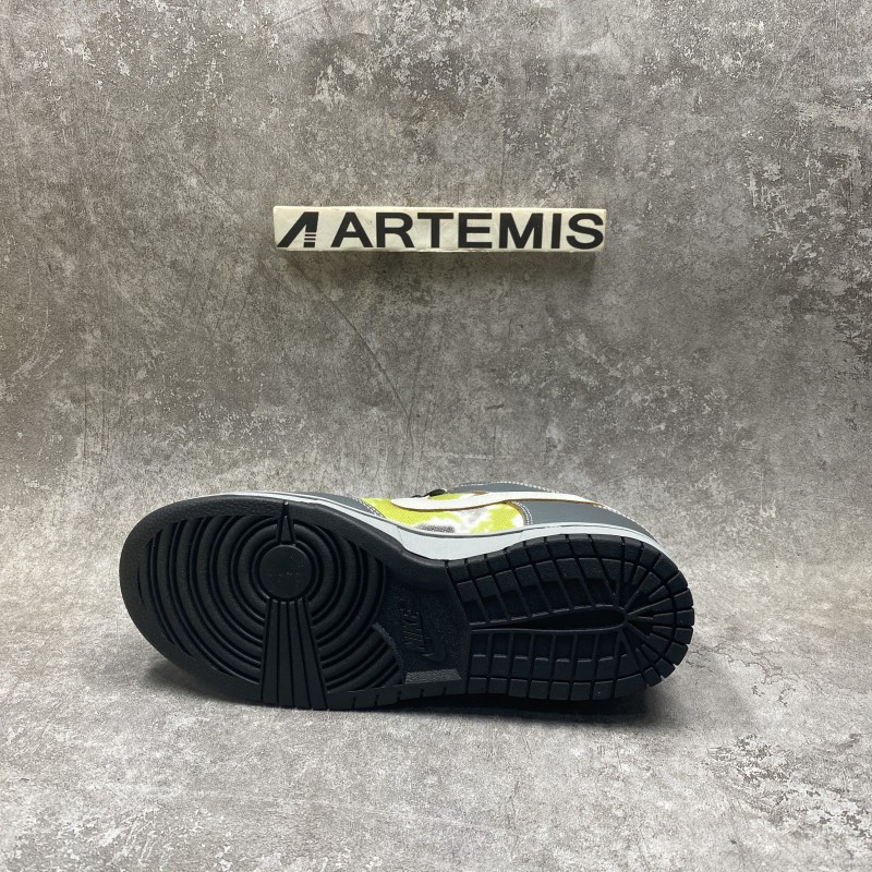 HUF x Nike SB Dunk Low“Friends and Family”