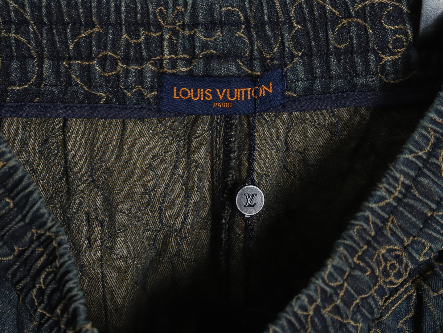 L0*is V*t0n LV 25ss shorts