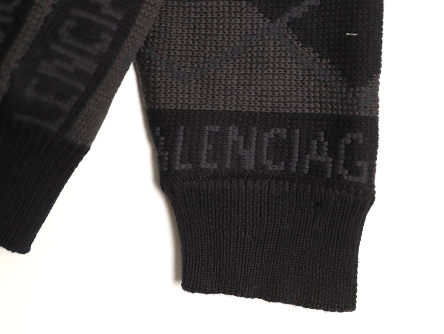 Ba*len*cia*ga BLCG 25ss knitting Sweaters