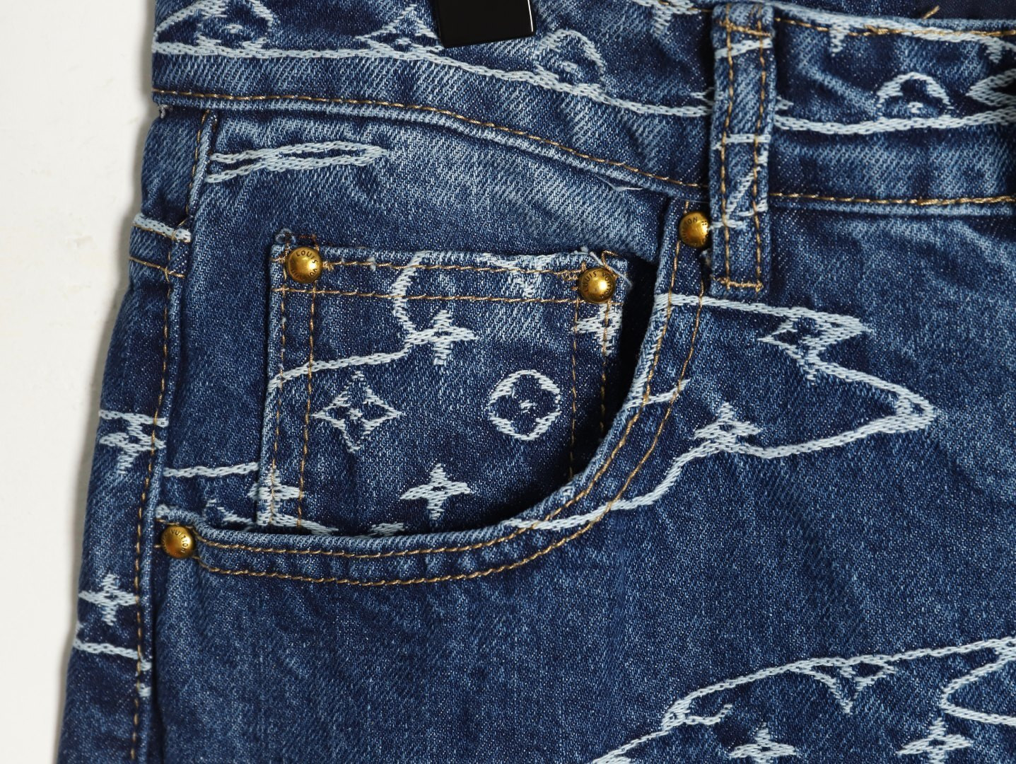 L0*is V*t0n LV Pharrell Nigo Tyler Jeans Suit