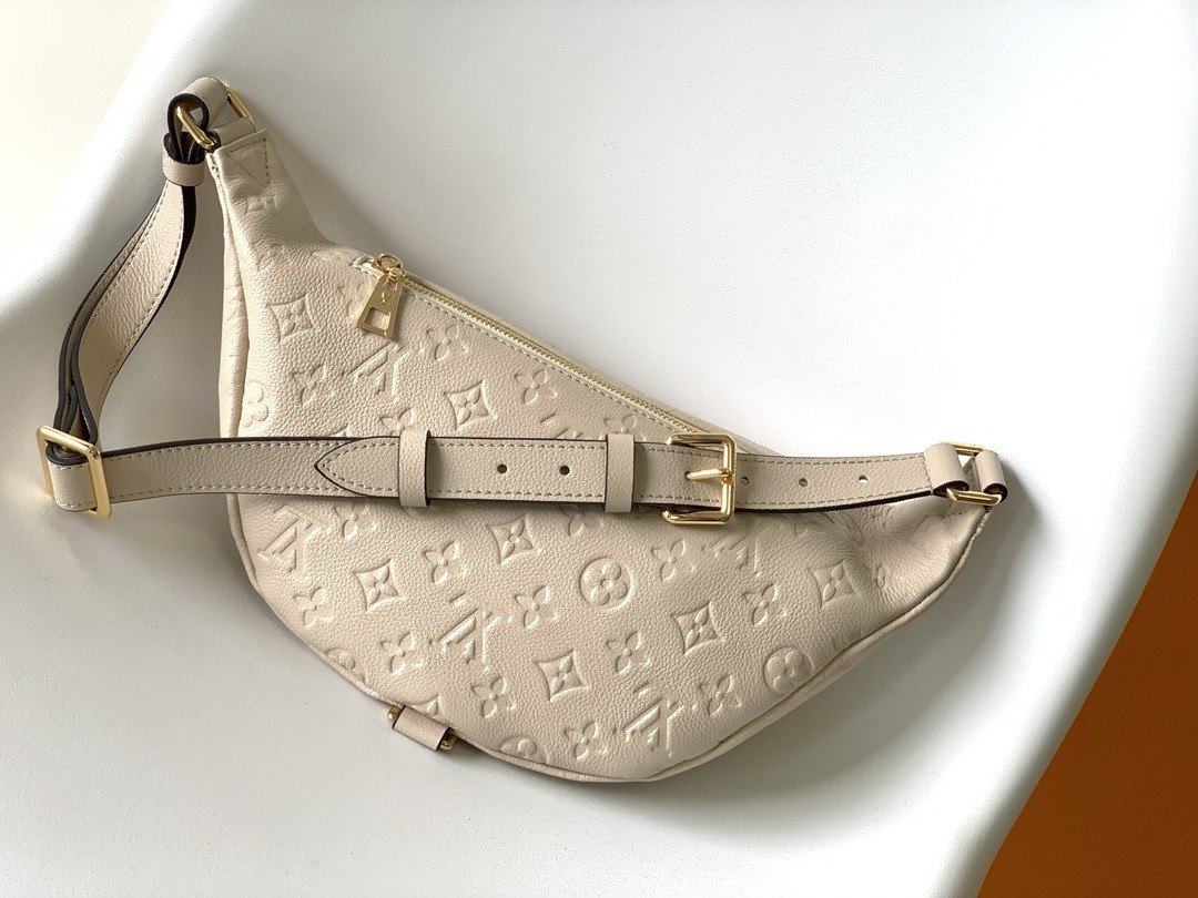 L0*is V*t0n LV Bumbag Monogram Empreinte Creme M44836 37 x14 x20CM