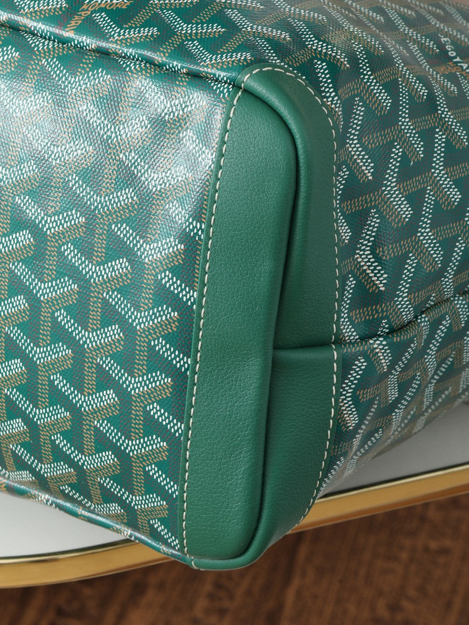 Go*ard Saint L0*is Zipper Bag 30cm x 17cm x 50 cm