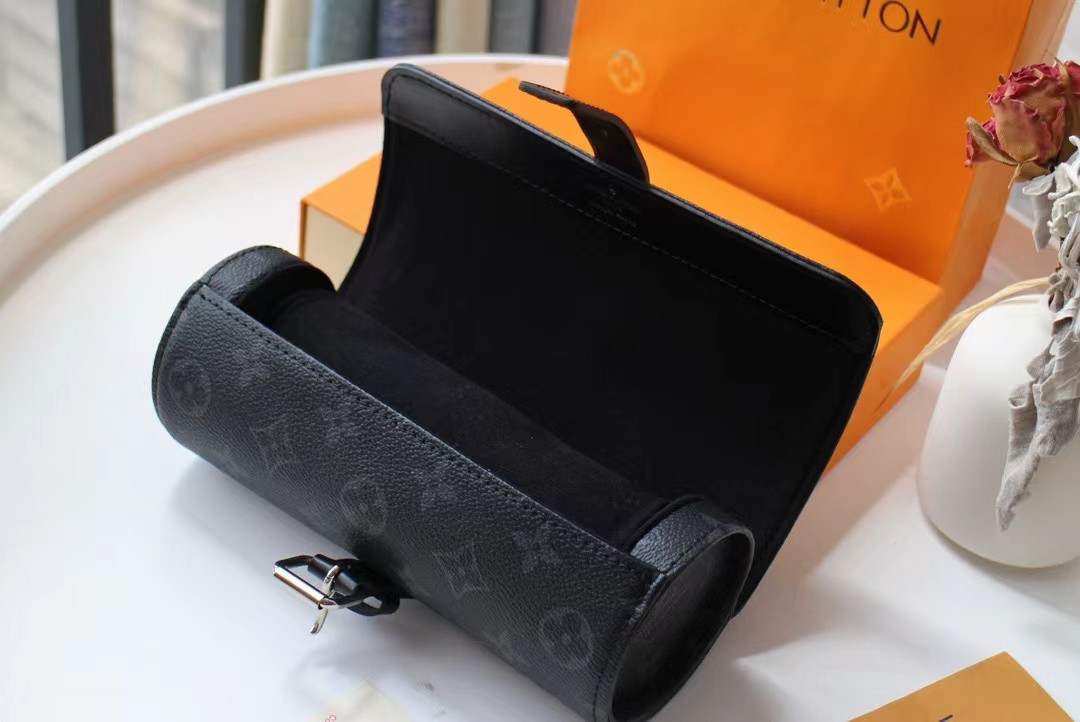 LV Watch Case M47530 20 x 8 x 8CM