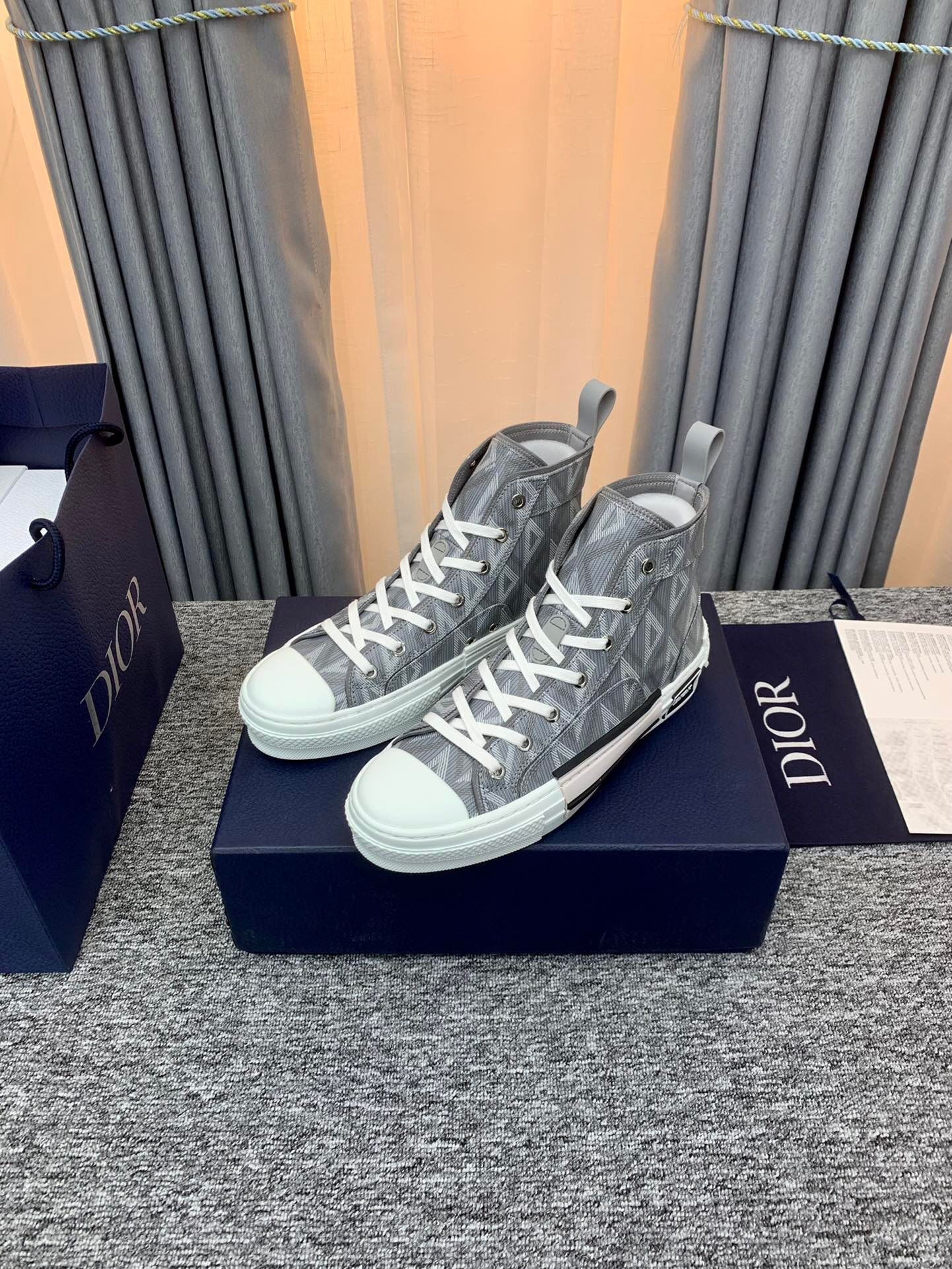 d*0r b23 high top gray cd Di*m*nd