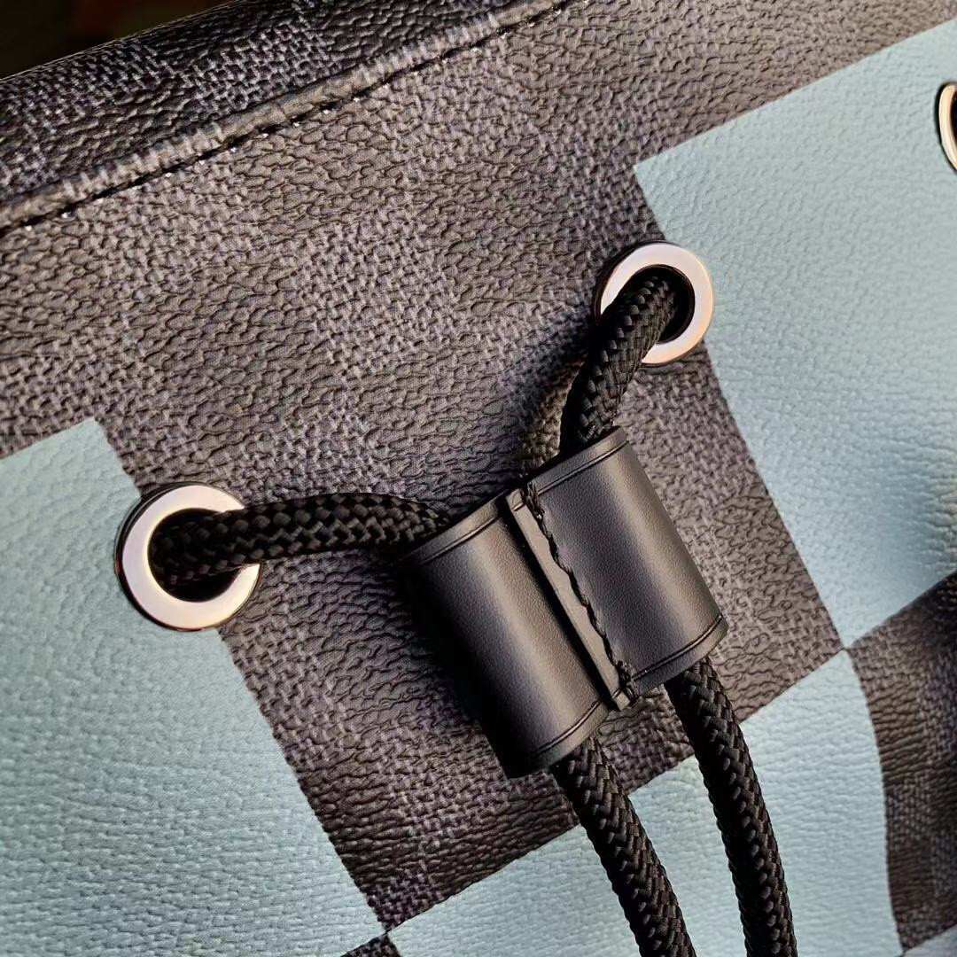 LV CHRISTOPHER PM N40400