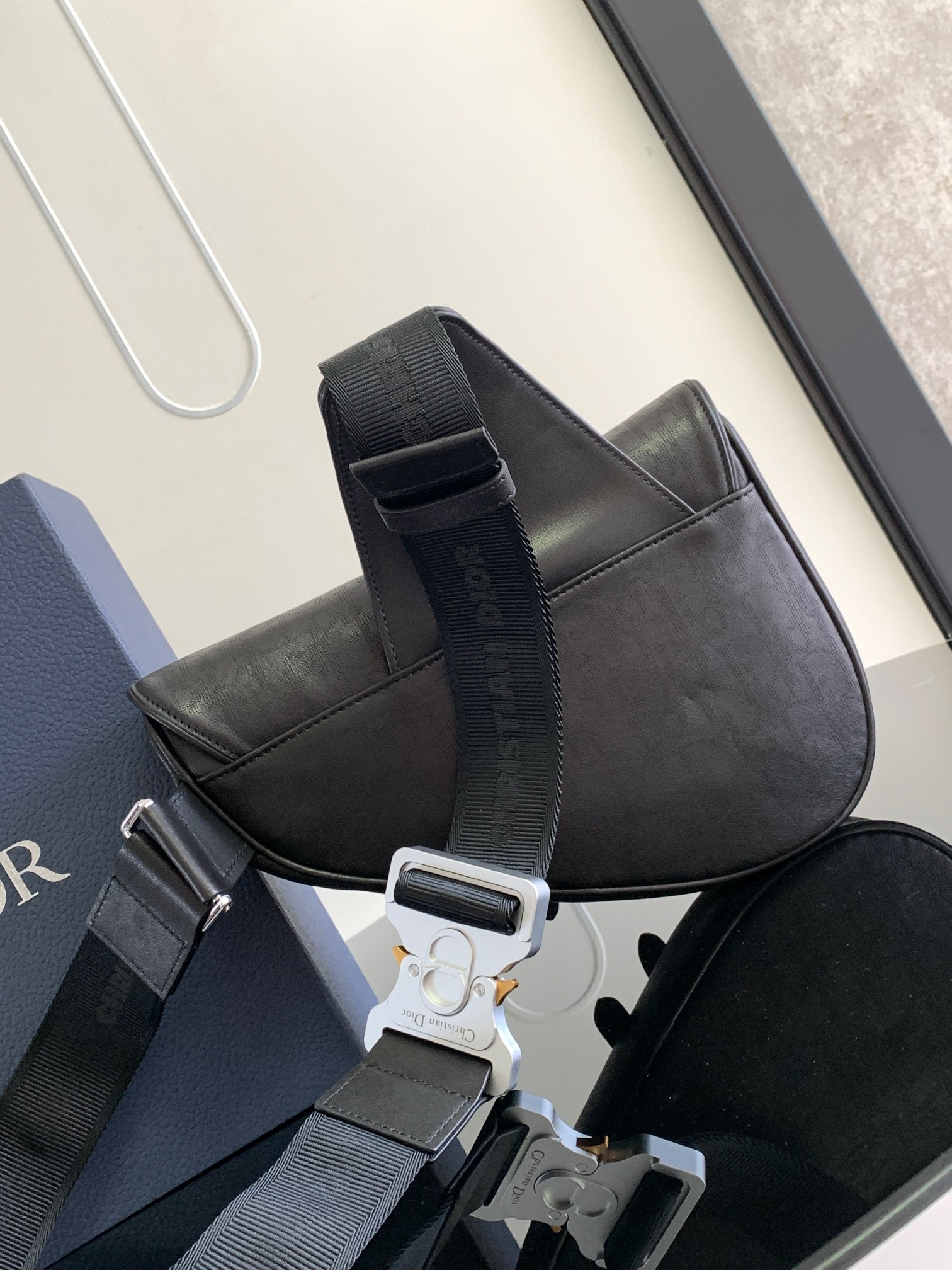 Ch**an D*0r D*0r HOMME Bags Leather Black 26 x 19 x 4.5 cm