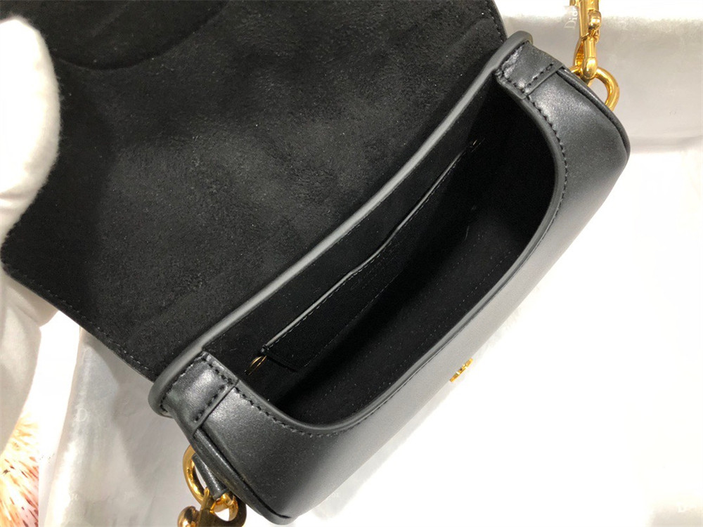 MEDIUM D*0r BOBBY BAG Black Box Calfskin