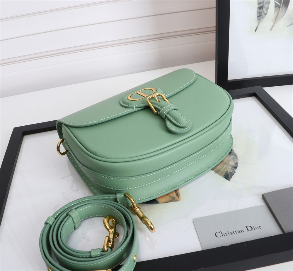 MEDIUM D*0r BOBBY BAG Green Box Calfskin