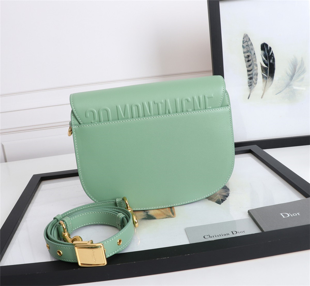 MEDIUM D*0r BOBBY BAG Green Box Calfskin