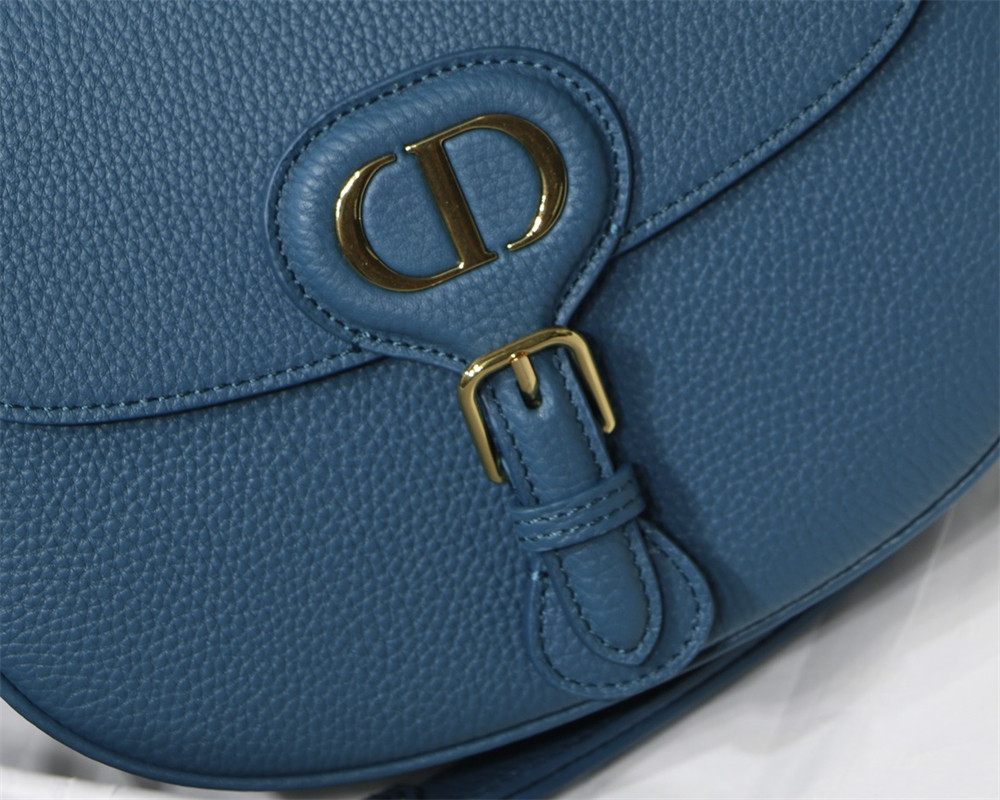 MEDIUM D*0r BOBBY BAG Blue Grained Calfskin