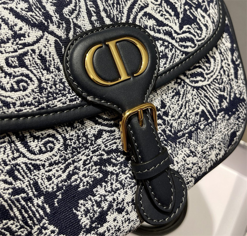 MEDIUM D*0r BOBBY BAG white black D*0r Oblique Jacquard