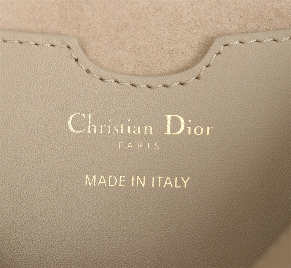 LARGE D*0r BOBBY BAG Beige Box Calfskin