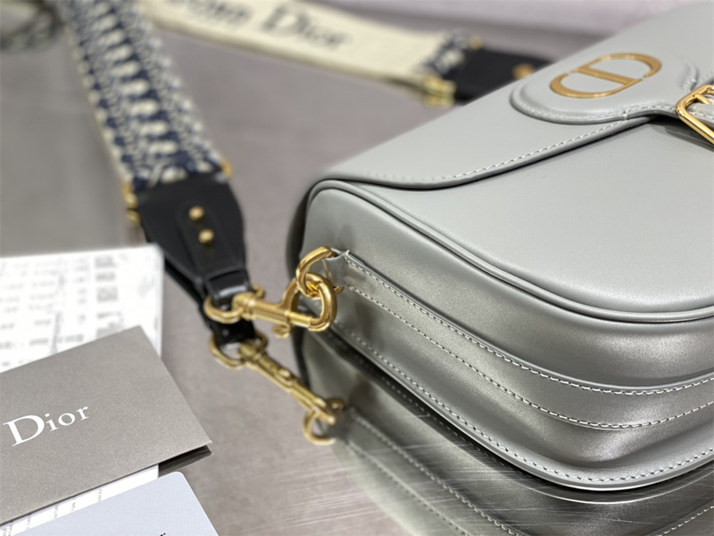 LARGE D*0r BOBBY BAG Grey Box Calfskin