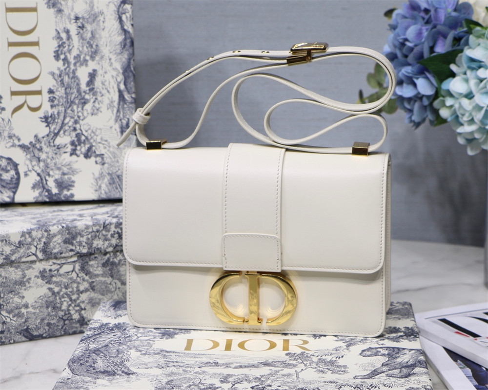 D*0r 30 MONTAIGNE CHAIN BAG WHITE