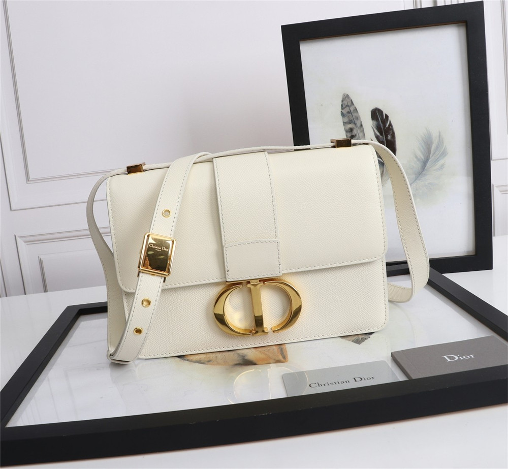 D*0r 30 MONTAIGNE CHAIN BAG Grained White