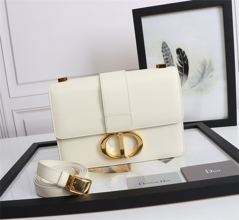 D*0r 30 MONTAIGNE CHAIN BAG Grained White