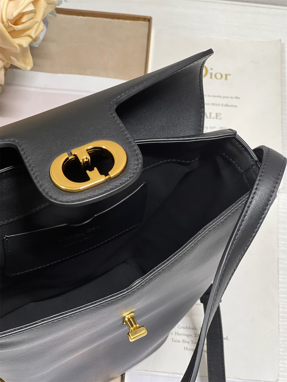 D*0r 30 Montaigne Large Chain Bucket Bag Black 17x7x18cm