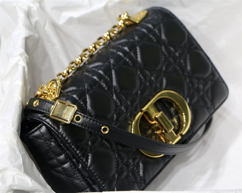 SMALL D*0r CARO BAG Black S*pple Cannage Calfskin 20 x 12 x 7 cm