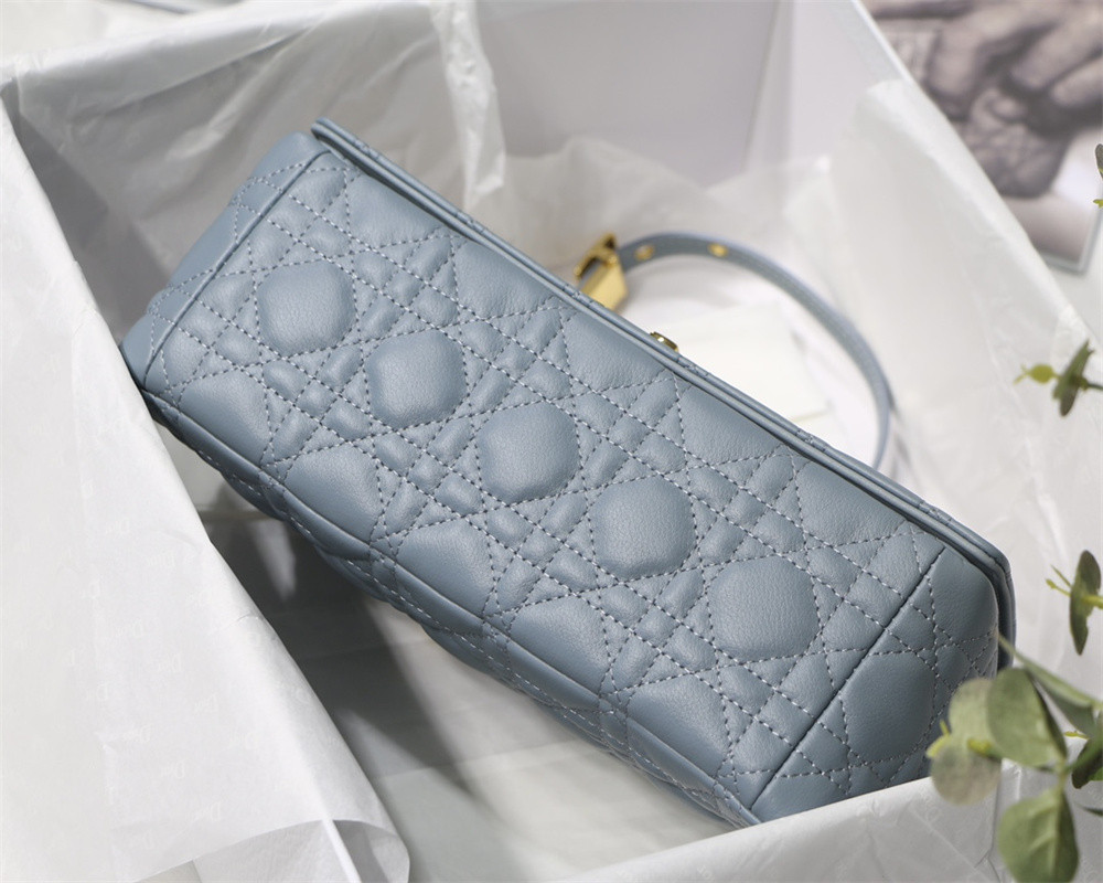 MEDIUM D*0r CARO BAG Cloud Blue S*pple Cannage Calfskin 25.5 x 15.5 x 8 cm