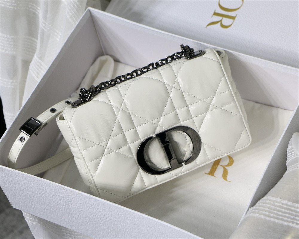 SMALL D*0r CARO BAG Ivory S*pple Cannage Calfskin With Silver Hardware 20 x 12 x 7 cm
