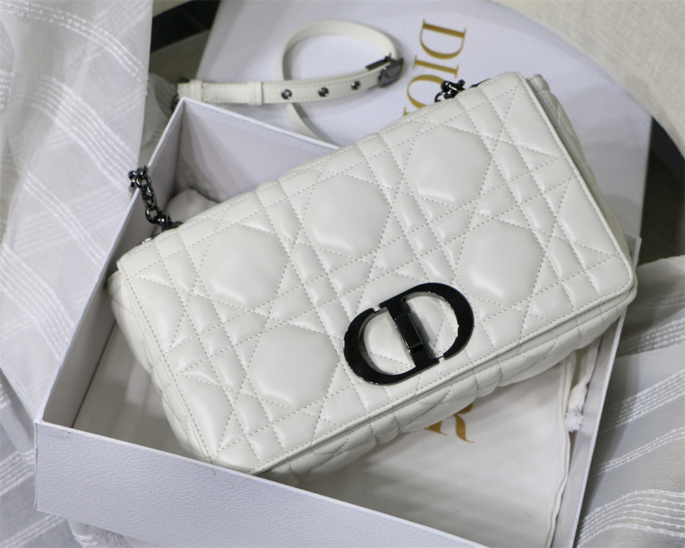 LARGE D*0r CARO BAG Ivory S*pple Cannage Calfskin With Silver Hardware 29 x 18 x 10 cm