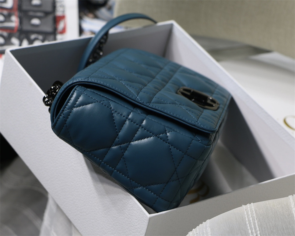 LARGE D*0r CARO BAG Navy S*pple Cannage Calfskin With Silver Hardware 29 x 18 x 10 cm