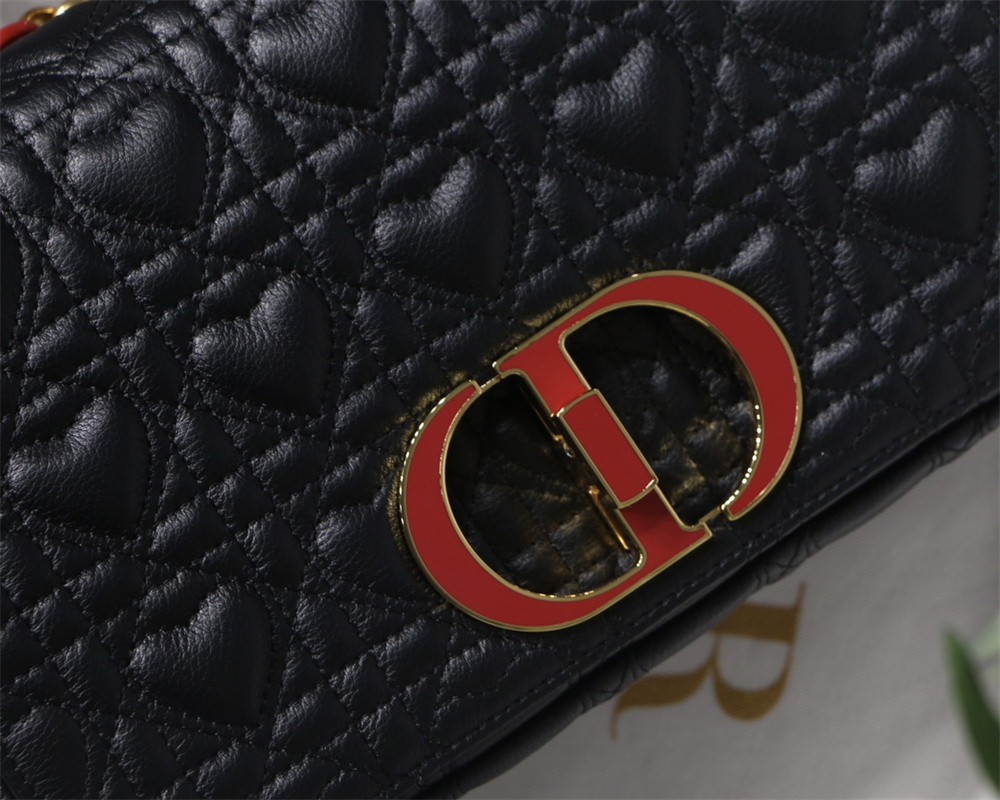 MEDIUM D*0r CARO BAG amour black 25.5 x 15.5 x 8 cm