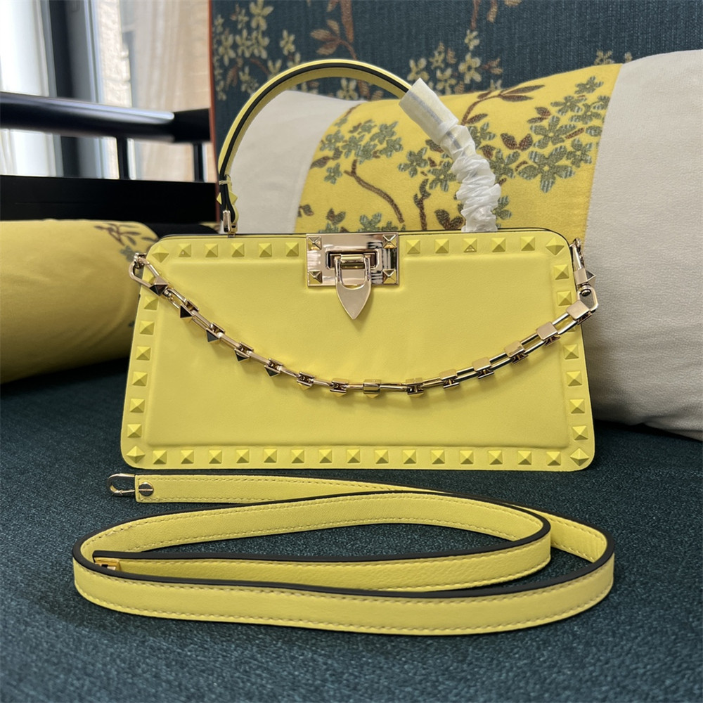 va*t*no GARAVANI ROCKSTUD23 smooth calfskin handbag Yellow