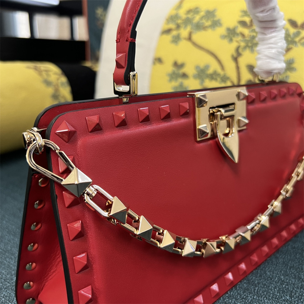 va*t*no GARAVANI ROCKSTUD23 smooth calfskin handbag Red