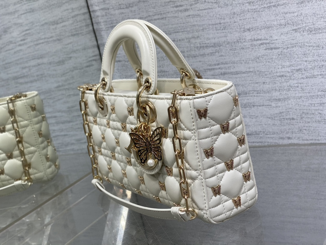 D*0r MEDIUM LADY D-JOY BAG White with Butterfly Studs