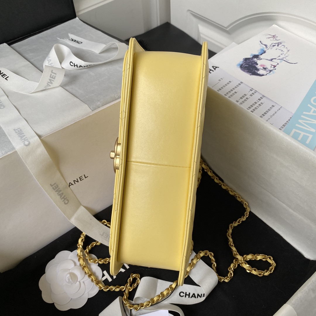 Ch*el FLAP BAG YELLOW 22×14.5×8cm