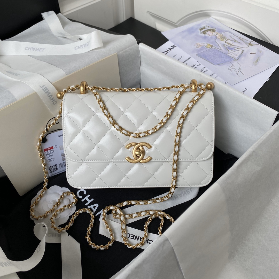 Ch*el FLAP BAG WHITE 22×14.5×8cm
