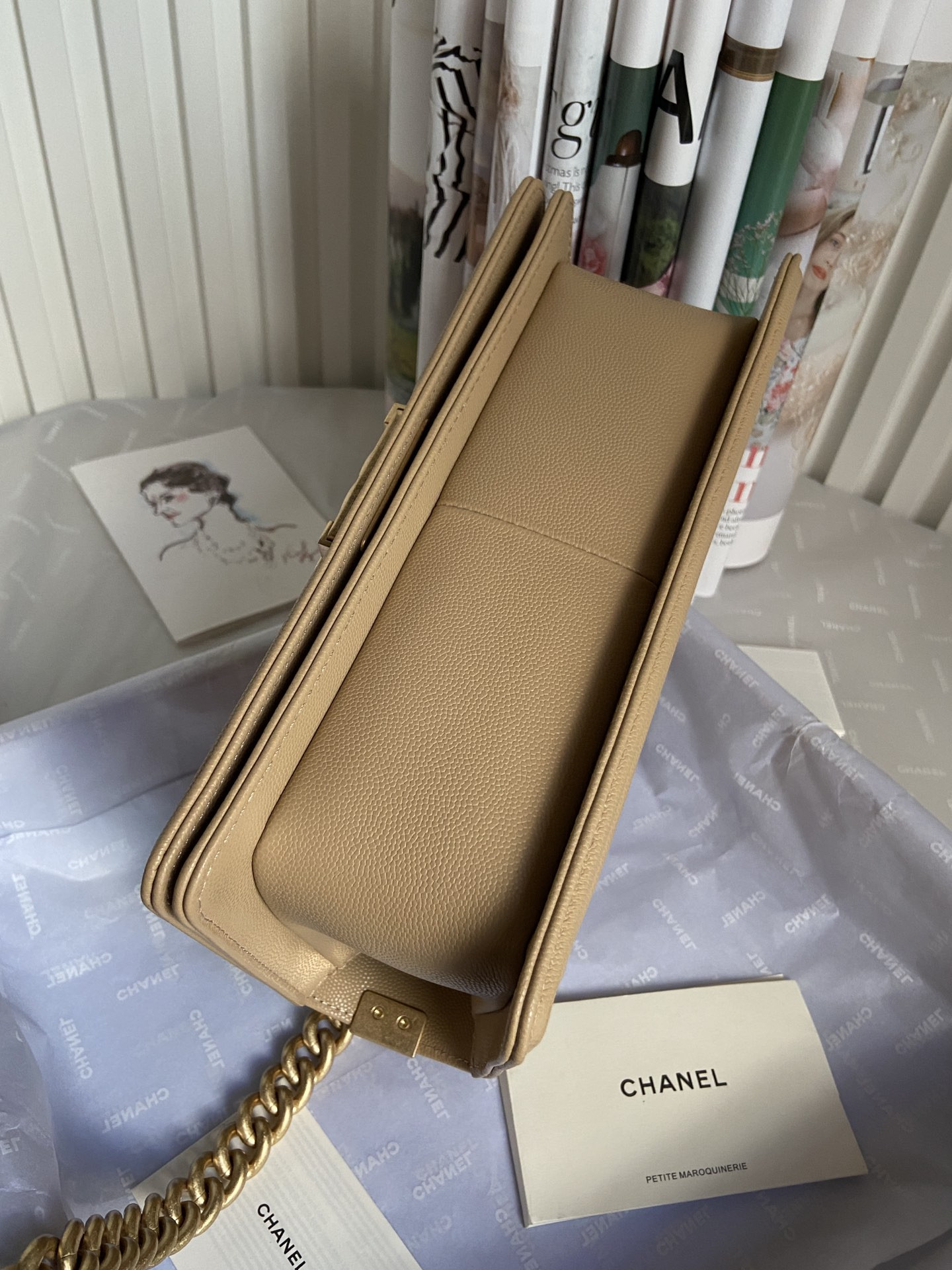 BOY Ch*el HANDBAG Shiny Grained Calfskin Brown 5.9 × 9.8 × 3.5 in