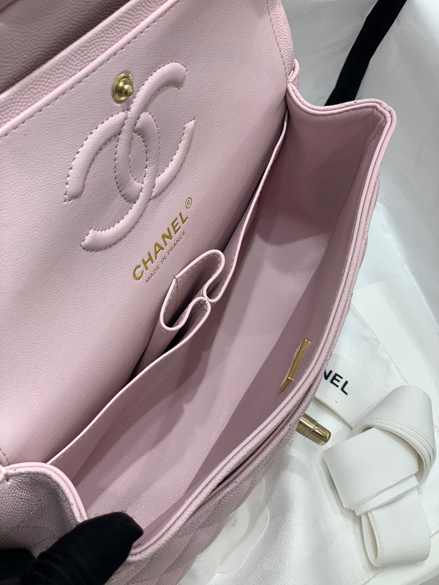 Ch*el CLASSIC HANDBAG GRAINED CALFSKIN & GOLD-TONE METAL LIGHT PINK 6 × 9.9 × 2.5 in