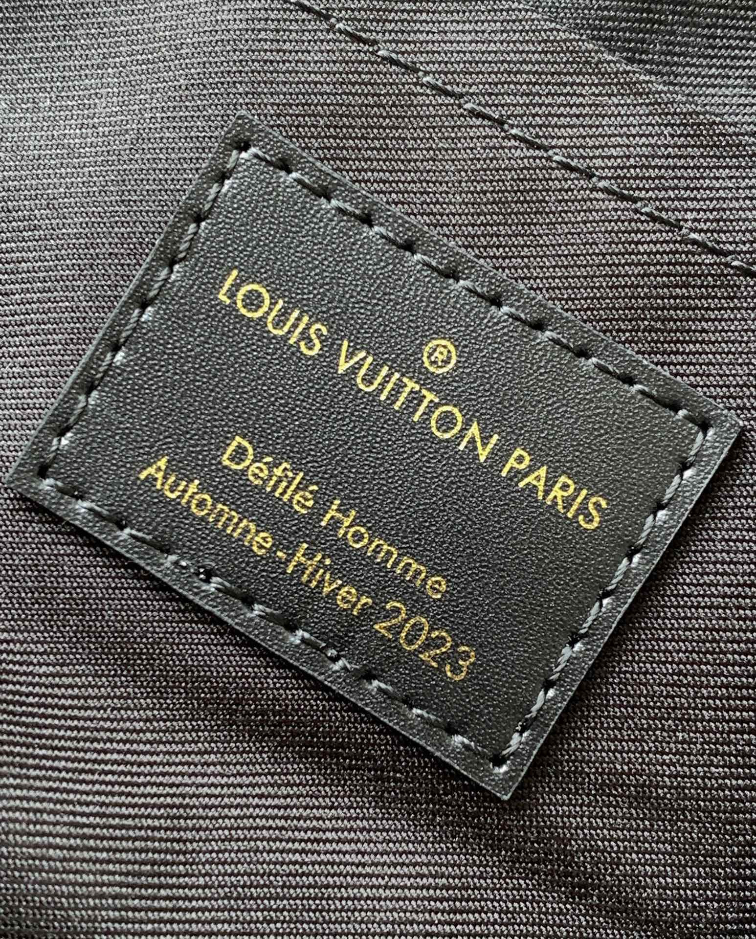 L0*is V*t0n Keepall Bandoulière 25 M46701 9.8 x 5.9 x 4.3 inches