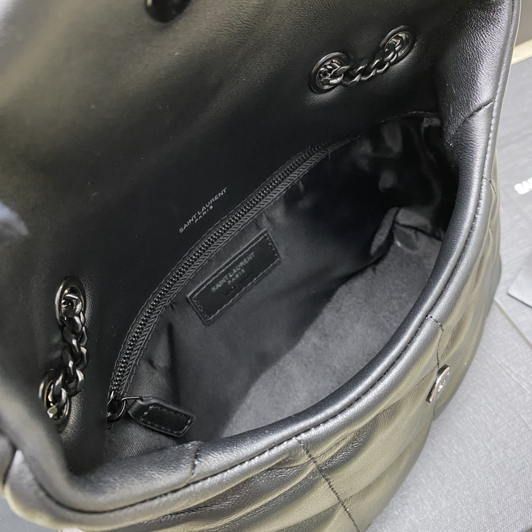 Y*L PUFFER IN LEATHER BLACK SILVER 23 X 15.5 X 5.8 CM