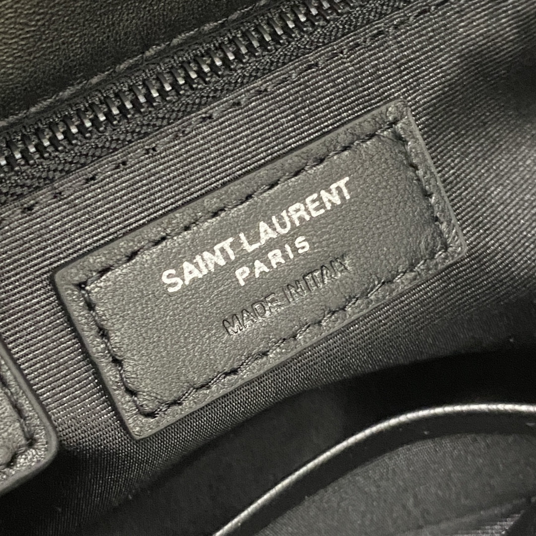 Y*L PUFFER IN LEATHER BLACK SILVER 23 X 15.5 X 5.8 CM