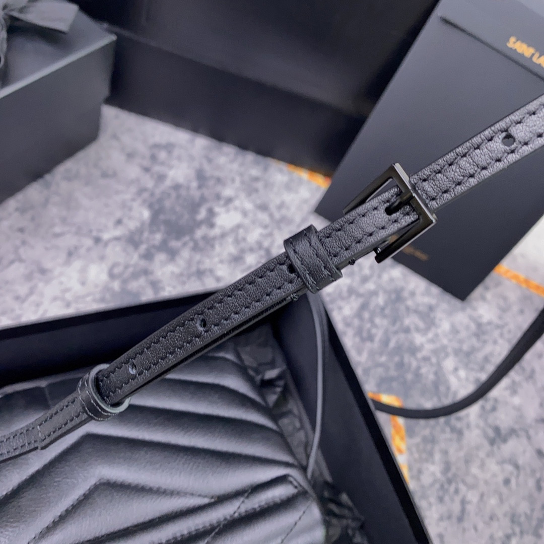 Y*L TOY LOULOU IN QUILTED LEATHER ALL BLACK 7.9 X 5.5 X 3 INCHES